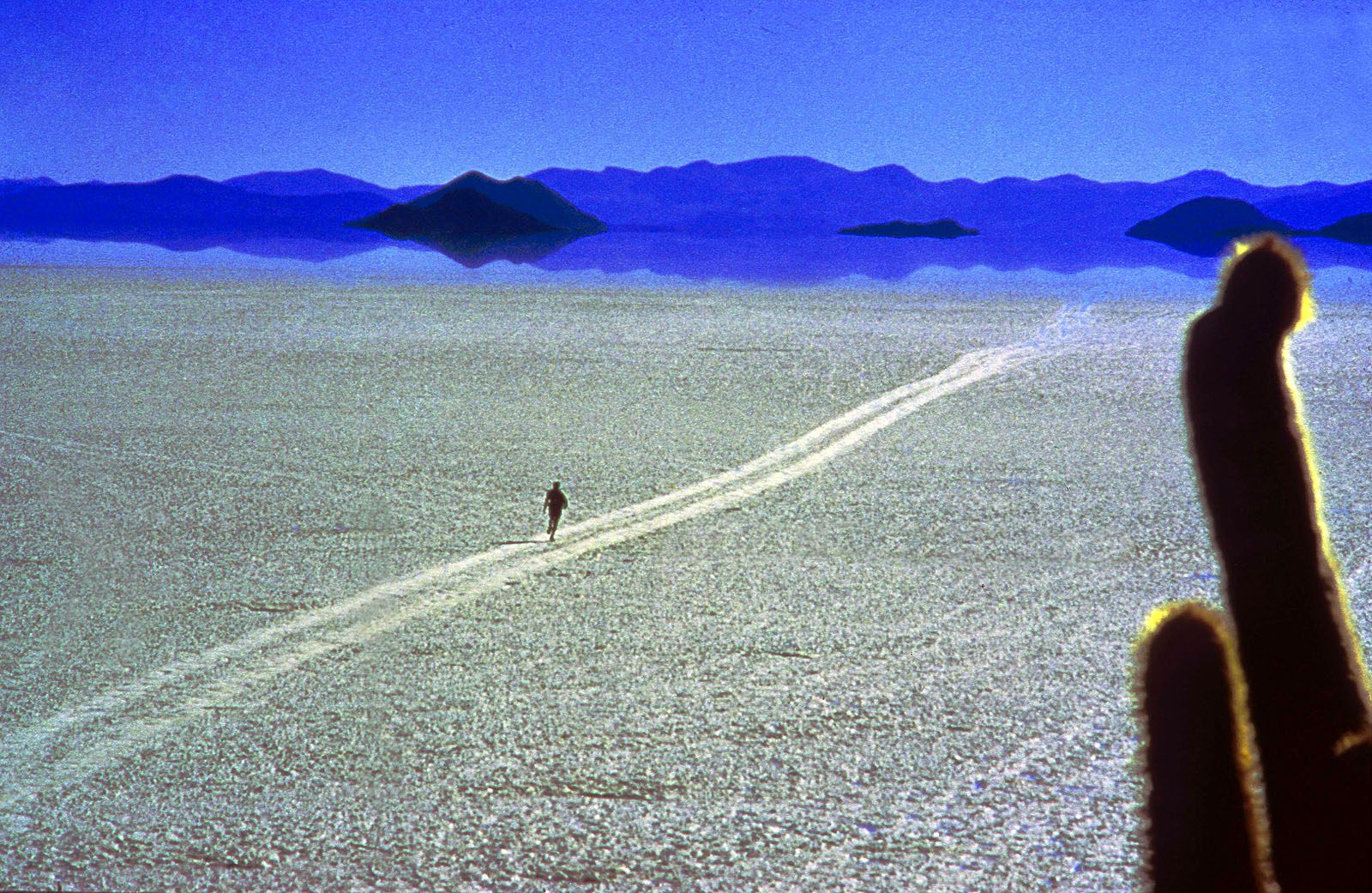 en Bolivie sur le salar de Uyuni